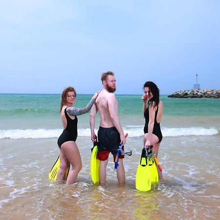 Bluefin Adventure And Deep Sea Fishing Hostel Hikkaduwa Ngoại thất bức ảnh